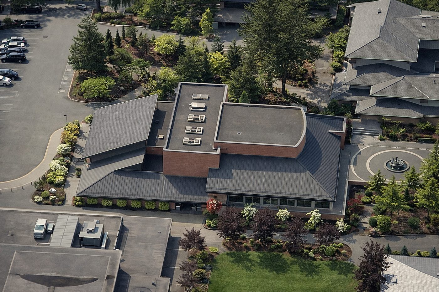 BRENTWOOD COLLEGE